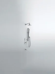 Three Outlet